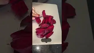 Benefits of eating beetroot #BeetrootBenefits #shorts #shortsfeed #food #healthtips #healthy
