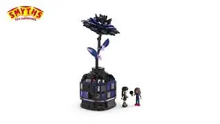 Le set LEGO Mercredi Le Dahlia Noir est chez Smyths Toys !