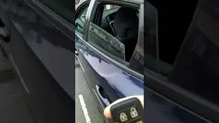 Volvo V40 D2 rear doors stuck