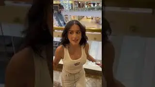He call His girlfriend to bark as a dog￼