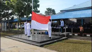 Upacara HUT RI ke 77 di SMK Negeri 2 Binjai