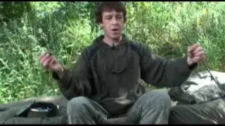Terry Hearn ties a Chod Rig - Part 1