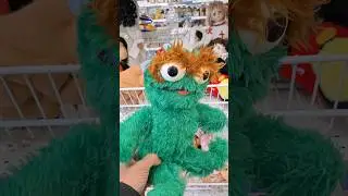 Sesame Street Oscar the grouch plush plushy collectible toy item #goldhunter137