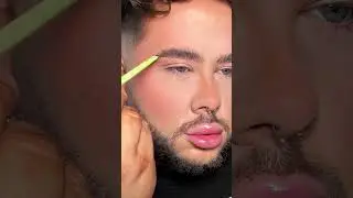 MADE BY MITCHELL colour case! a full cosmetics paint palette, so many ways to use!