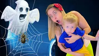 We are being attacked by ghosts and spiders! Nazavrik protects Mom!