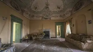 DENTRO UNA VILLA-CASTELLO ABBANDONATA IN ITALIA! DENTRO C'È TUTTO!