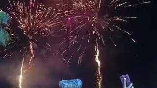 Siloso Beach New Year Countdown 2025 Fireworks
