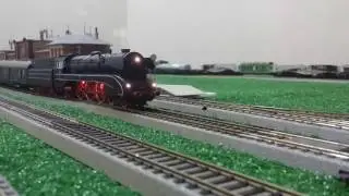 Roco DB BR10 Steam Locomotive ( 1/87 HO Scale ) test running Part 1