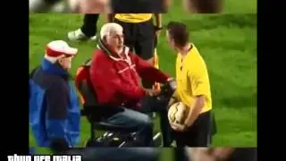 Kicking The Referee ★ Thug Life Football