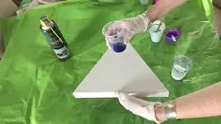 Acrylic pour experiment