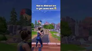 Chin-Li distracts SypherPK 🤔 #fortnite #fortniteclips #gaming