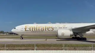 B777 300er emirate air landing arrival rwy09 from dxb hkt