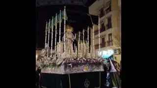 La Hermandad de Ntra. Sra. de la Esperanza Macarena y Ntro. Padre Jesús Cautivo procesiona