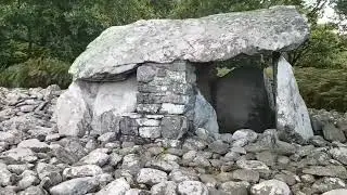 Dyffryn Burial Chamber #siambr_gladdu #dolmen #cromlech