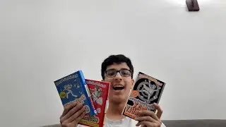 Reviewing The Misadventures of Max Crumbly by Rachel Ren&eacute;e Russell(Dork Diaries Male version)!