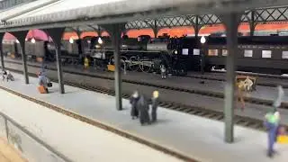 Quick Clip - Walthers Passenger Shed  and GN Train