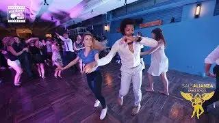 Terry SalAlianza & Alina - social dancing @ SalsAlianza Dance School