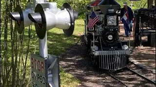 St Louis Zoo Railroad Crossing
