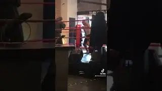 @straightroyalt in #newyork #boxing @jordanhill