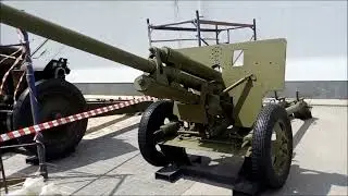 76-мм дивизионная пушка образца 1942 года ЗиС-3 - советская дивизионная и противотанковая пушка.