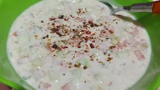 শসা-টমেটোর রায়তা রেসিপি।