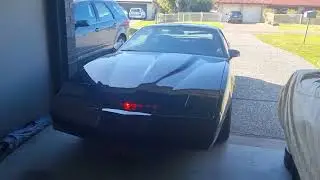 Talking 1982 Pontiac Trans Am K.I.T.T