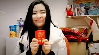 Celebrating Chinese New Year in London - paper cutting& red pockets& Chinese knots