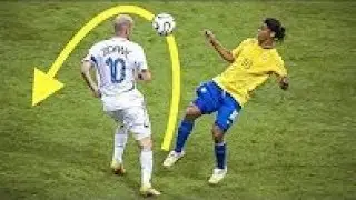 25 - JOUEURS HUMILIE SALEMENT PAR ZIDANE