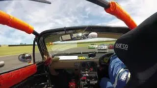 5Club Racing Race 1 2nd corner incident