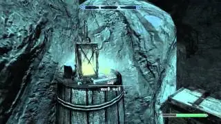 Chest outside Brinewater Grotto - Skyrim