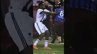 Cyle Larin şaplak atıyor 😁😂 #cylelarin #bjk #ts #tokat