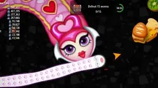 Uzor worm defeated GIANT QUEEN 🐛 worm #wormzoneio #gameplay #satisfyinggame #viralvideo