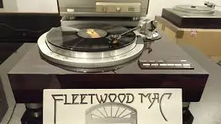 QL-Y77F playing FLEETWOOD MAC 