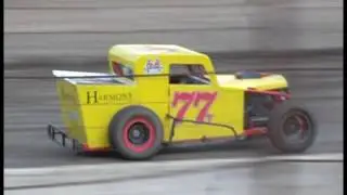 77 Phil Confer Dwarf Car Practice Barona Speedway 7-30-2016