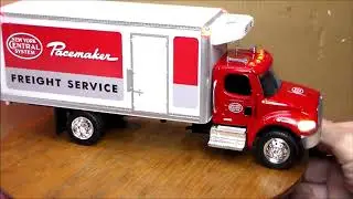 Custom Lighted Freightliner NY Central reefer truck