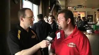 OntarioOval.com with Mark Dilley at Hard Rock Cafe in Toronto
