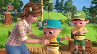 Humpty _dumpty play with the egg out door