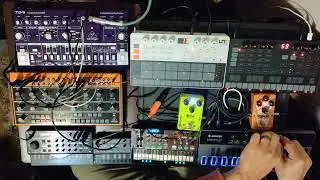 Harmonic Divergence - Trance Acid Psychedelic - -140 BPM- 8 Machines & 2 Effects Pedals 