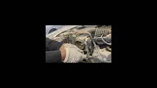 Nissan pathfinder 2014 throttle body removal #motivation #carrepair #mechanic #shorts