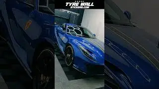 Ferrari 812 Superfast: Tyre Lettering Install