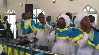 Exactly how you should dance in church #realcelestian