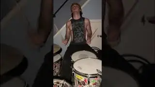 Uh what&rsquo;s happening to that mic? 🫣 #selfesteem #cover #theoffspring #altrock