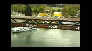 Holzsteg in Bad Cannstatt &uuml;bern Neckar   R&uuml;ckfahrt