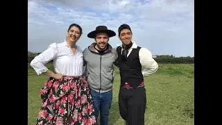 Gato a Artigas. Danza y música.
