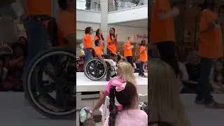 Max at Fashion Funds the Cure 2022 - part 2