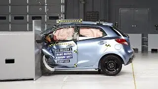 2013 Mazda 2 driver-side small overlap IIHS crash test