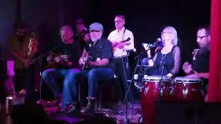 The Acoustic Ensemble show at Bracebridge Hall - I Don't Mind The Rain