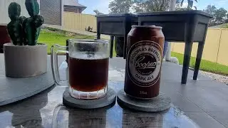 Coopers Dark Ale review and Australia yarn.