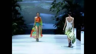 21 oct - 9:45 pm - PASARELA HERNAN ZAJAR