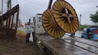 Hino Ranger J08C Self Loading Boom Truck Unloading 180kg Steel Cable Reel for sale 